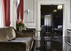 The Queens Gate Hotel 4