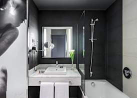 Hotel Zentral Castellana Norte 3