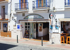 Apartamentos Pepe Mesa 2