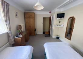 Pickwicks Guest House 5