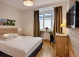 Alpen Hotel München 4