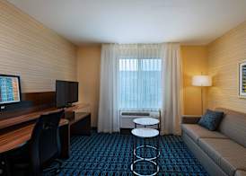Fairfield Inn & Suites by Marriott Houston Richmon 2