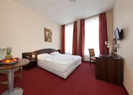 Hotel POLO am ZOB 3