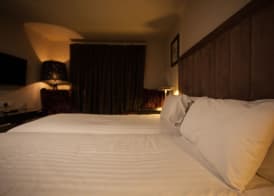 Strathaven Hotel 5