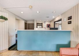 Rodeway Inn Columbus West 4