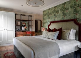 The Bridge Hotel 5