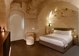 Le Malve Cave Retreat 3