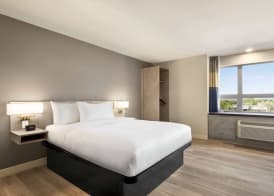 Microtel Inn & Suites Dorval QC 5