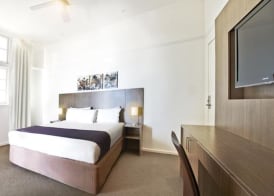 Cottesloe Beach Hotel 5