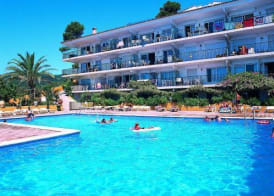 Apartamentos Cala Llevado 5