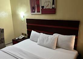 Whitehouse Msquare Hotel 5