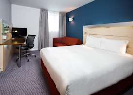 Holiday Inn Express SWINDON CITY CENTRE by IHG 4
