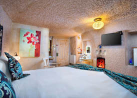 Cappadocia Fairy Chimneys Selfie Cave Hotels - Balloon View Experience 4