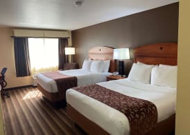 Best Western Manhattan Inn 5
