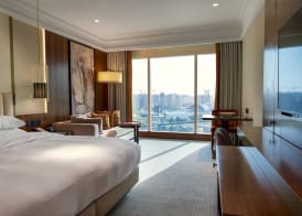 Grand Hyatt Dubai Resort & Waterpark 5