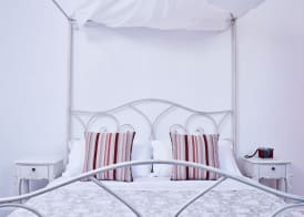 Orabel Suites Santorini (Adults Only) 2
