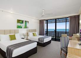 Rydges Esplanade Resort Cairns 4