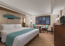 Henann Regency Resort & Spa 4