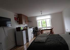 London Queens Apartments 2