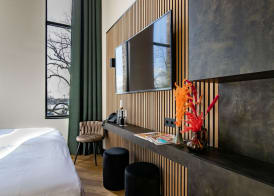 Monument Hotel 2