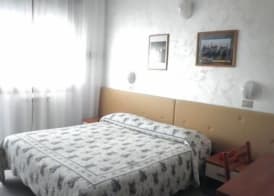 Hotel Touring 5