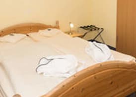 Hotel und Landgasthof Zum Bockshahn 5
