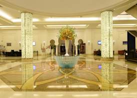 Bahi Ajman Palace Hotel 5