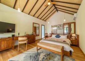 Fiyavalhu Resort Maldives 5
