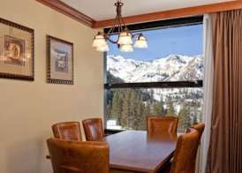 Everline Resort and Spa, Lake Tahoe 4