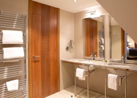 Hotel Le Clos De La Vouge 2