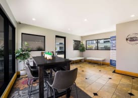 Sunset West Hotel, SureStay Collection By Best Western 3