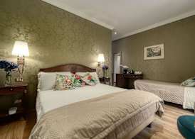 Bq House Trevi Luxury Rooms 4