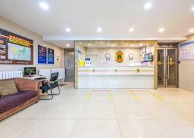 Super 8 Hotel (Liujiayao Metro Station) 3