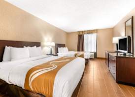 Quality Inn & Suites Orlando Airport 5