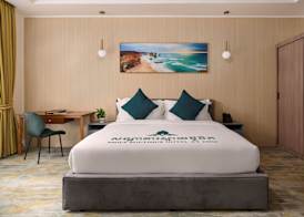 Smile Boutique Hotel by EHM 5