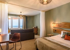 Baya Hotel 5