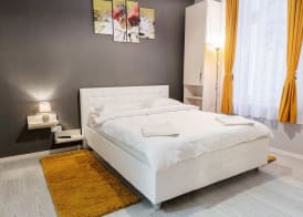 Select City Center Apartments 2
