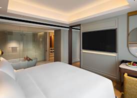 Mövenpick Hotel Jakarta City Centre 5
