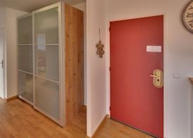 CHEZ LYLi & COMPAGNIE, PISCINE, JACCUZZI, SALLE DE SPORT 4