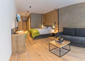 KOSIS Sports Lifestyle Hotel 4