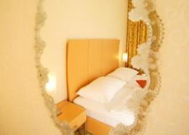 Strandhotel Alte Donau 2