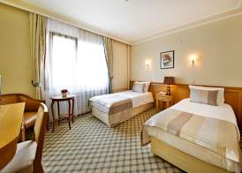 Sidonya Hotel 5