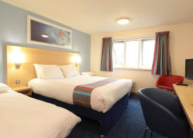Travelodge London Central City Road Hotel 3