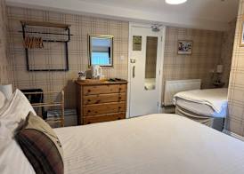 The Raincliffe Hotel 4