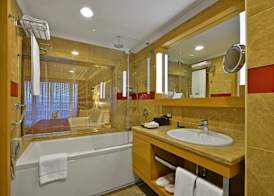 Divan Bursa 5