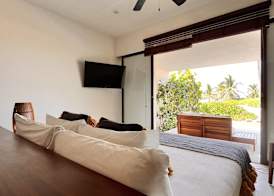 Marea Beachfront Villas 2