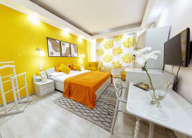 Relax Comfort Suites Hotel 4