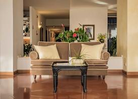 Hotel Sina Astor 2