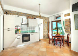 L' Aia Resort 4