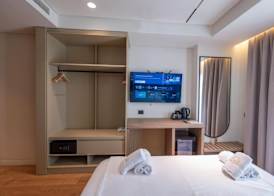 Grand Hotel Saranda 5